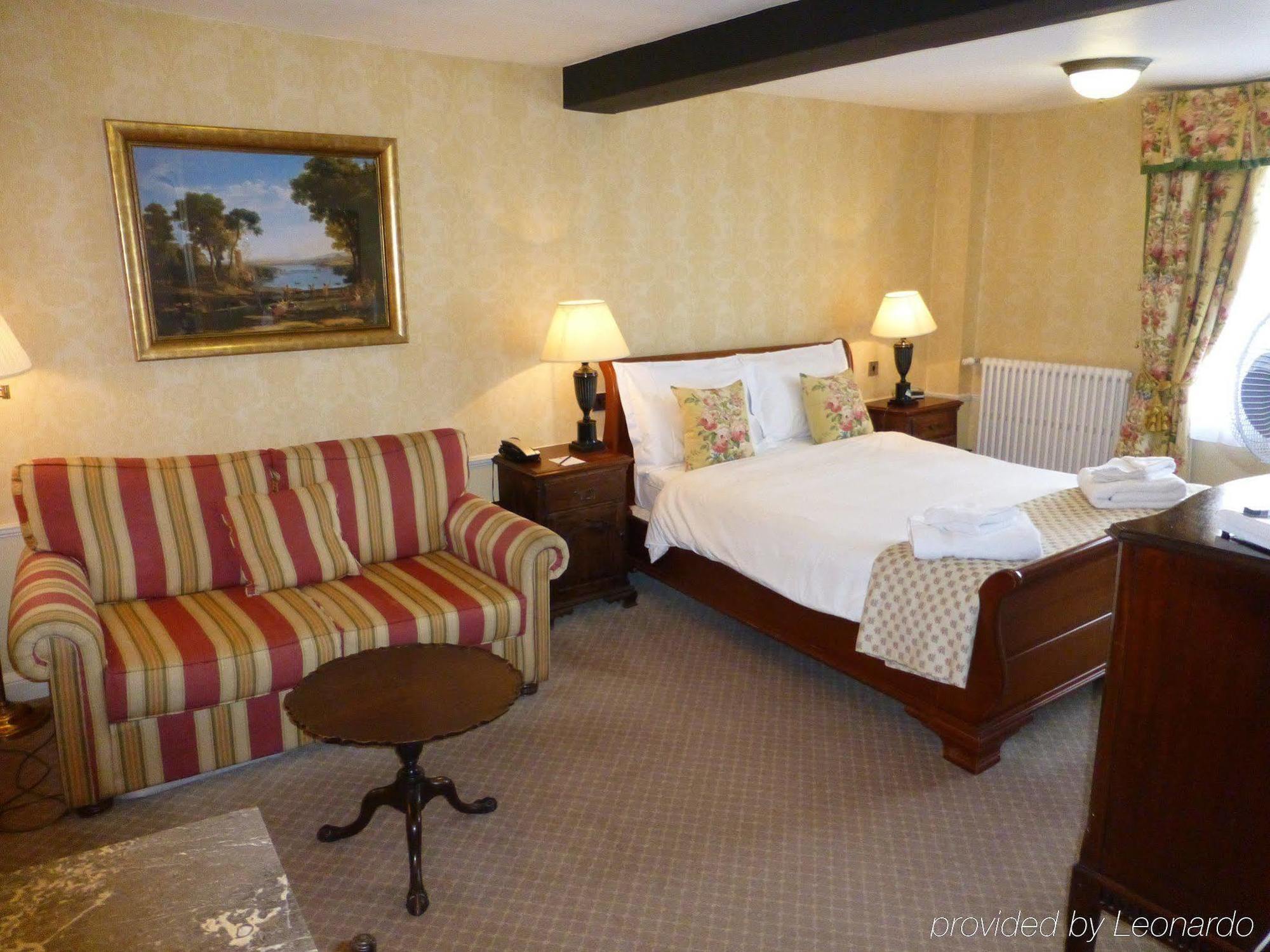 The Bear Hotel Devizes Esterno foto